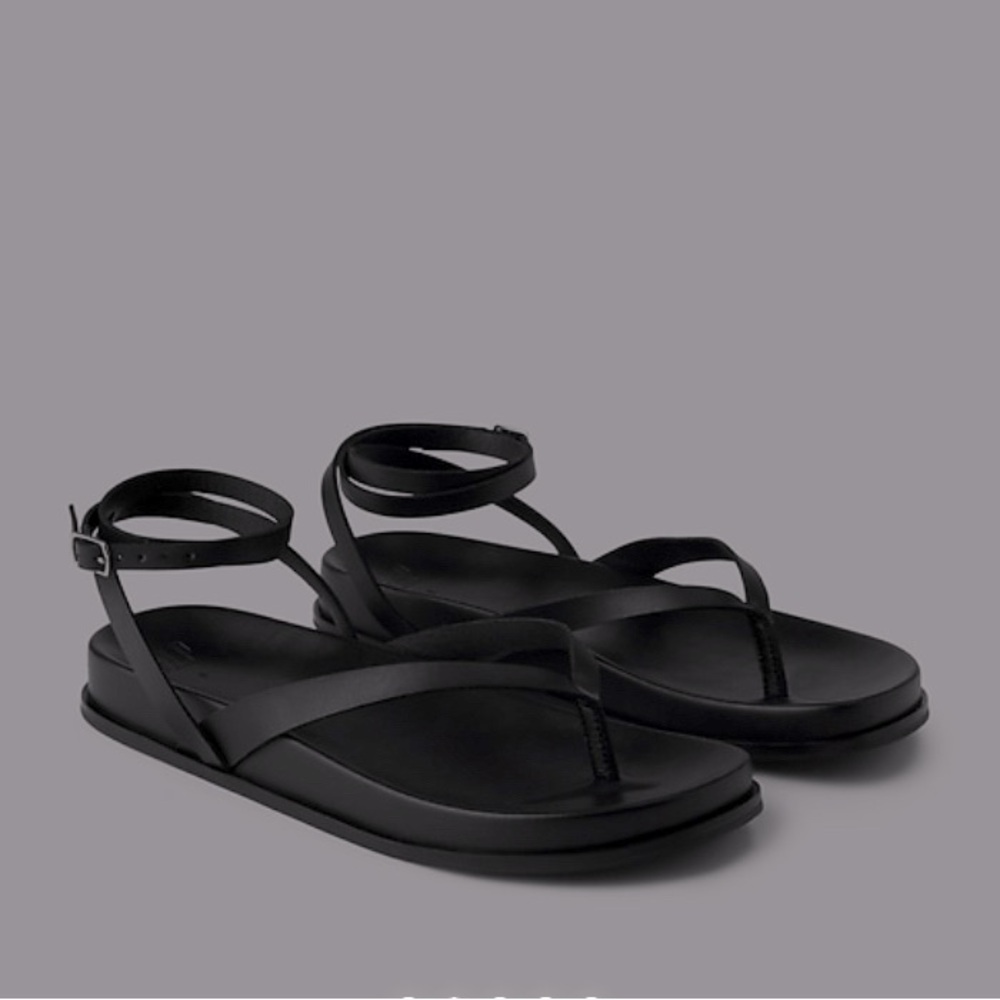 GAP Black Strappy Sandals Size 11 - Worn once